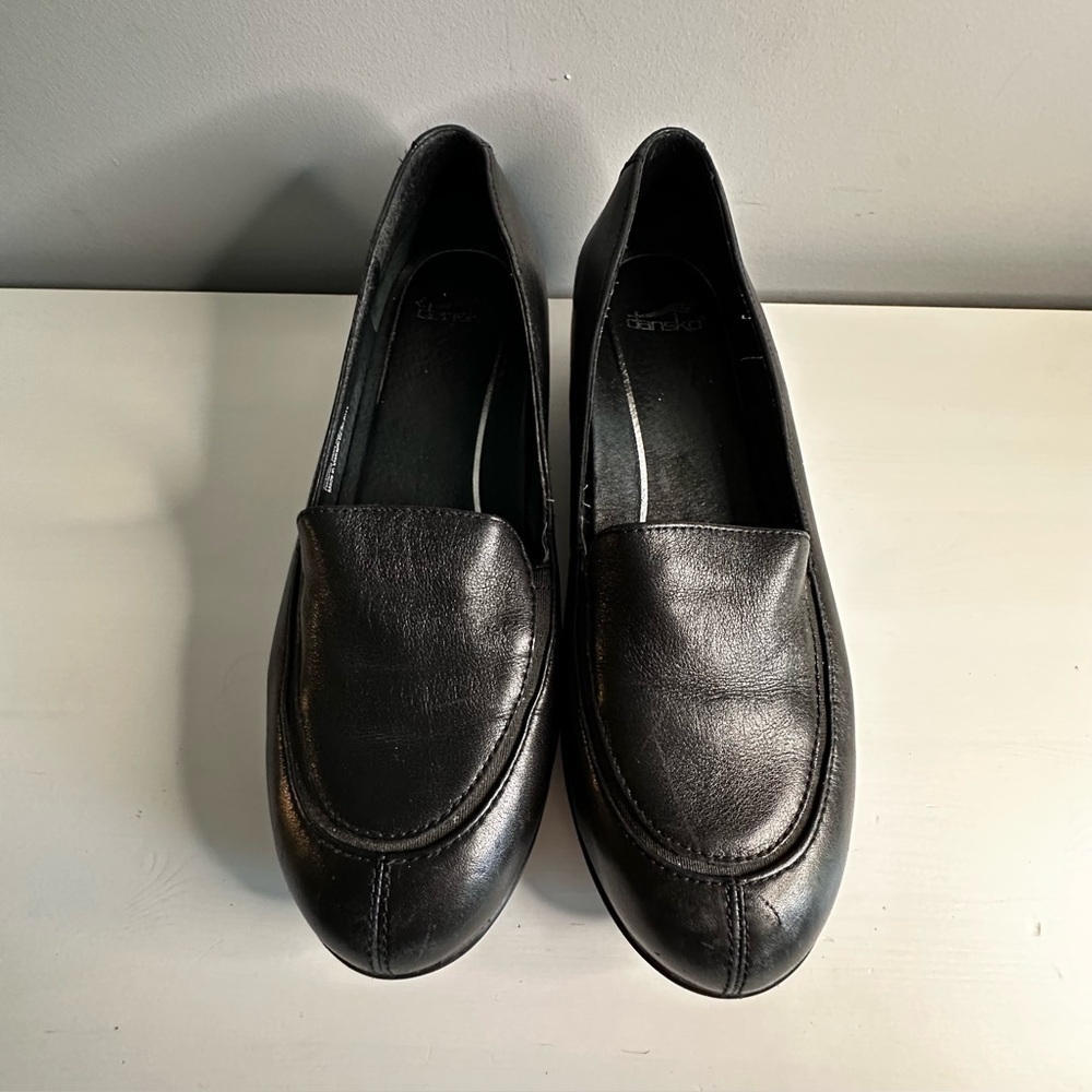 Dansko Shoes Womens Debra Neppa Wedge Loafer Black Leather US9.5 (40) Slip On